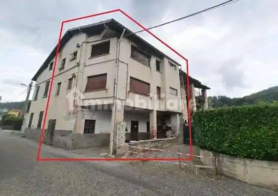 Casa indipendente in vendita a Grantola