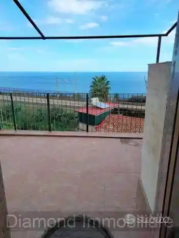 Appartamento in vendita a Acireale