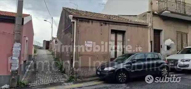 Appartamento in vendita a Piedimonte Etneo