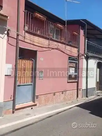 Appartamento in vendita a Piedimonte Etneo