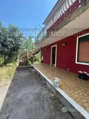 Villa in vendita a Zafferana Etnea