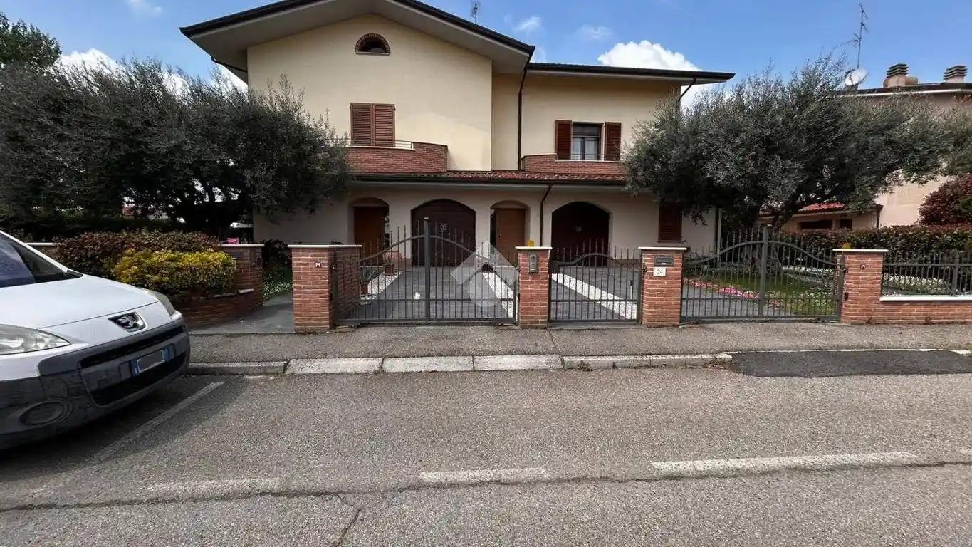 Appartamento in vendita a Massa Lombarda
