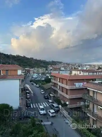 Appartamento in vendita a Aci Catena