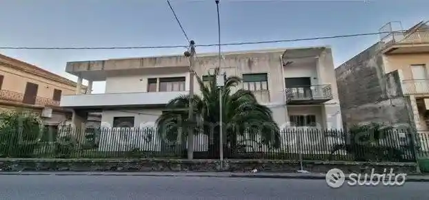 Appartamento in vendita a Fiumefreddo di Sicilia