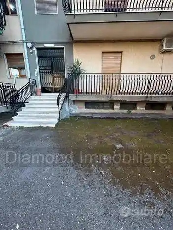 Appartamento in vendita a Aci Catena