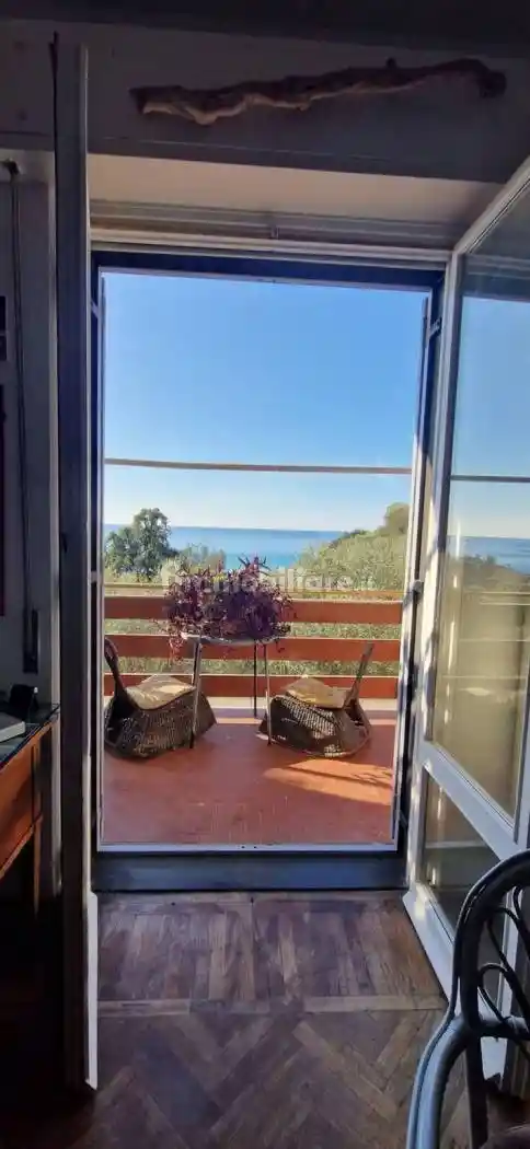 Appartamento in vendita a Lavagna