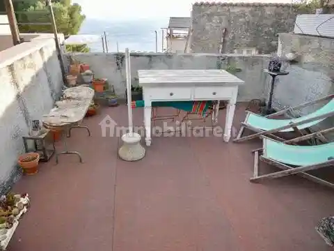 Appartamento in vendita a Borgio Verezzi
