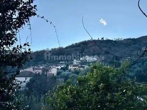 Appartamento in vendita a Calice Ligure