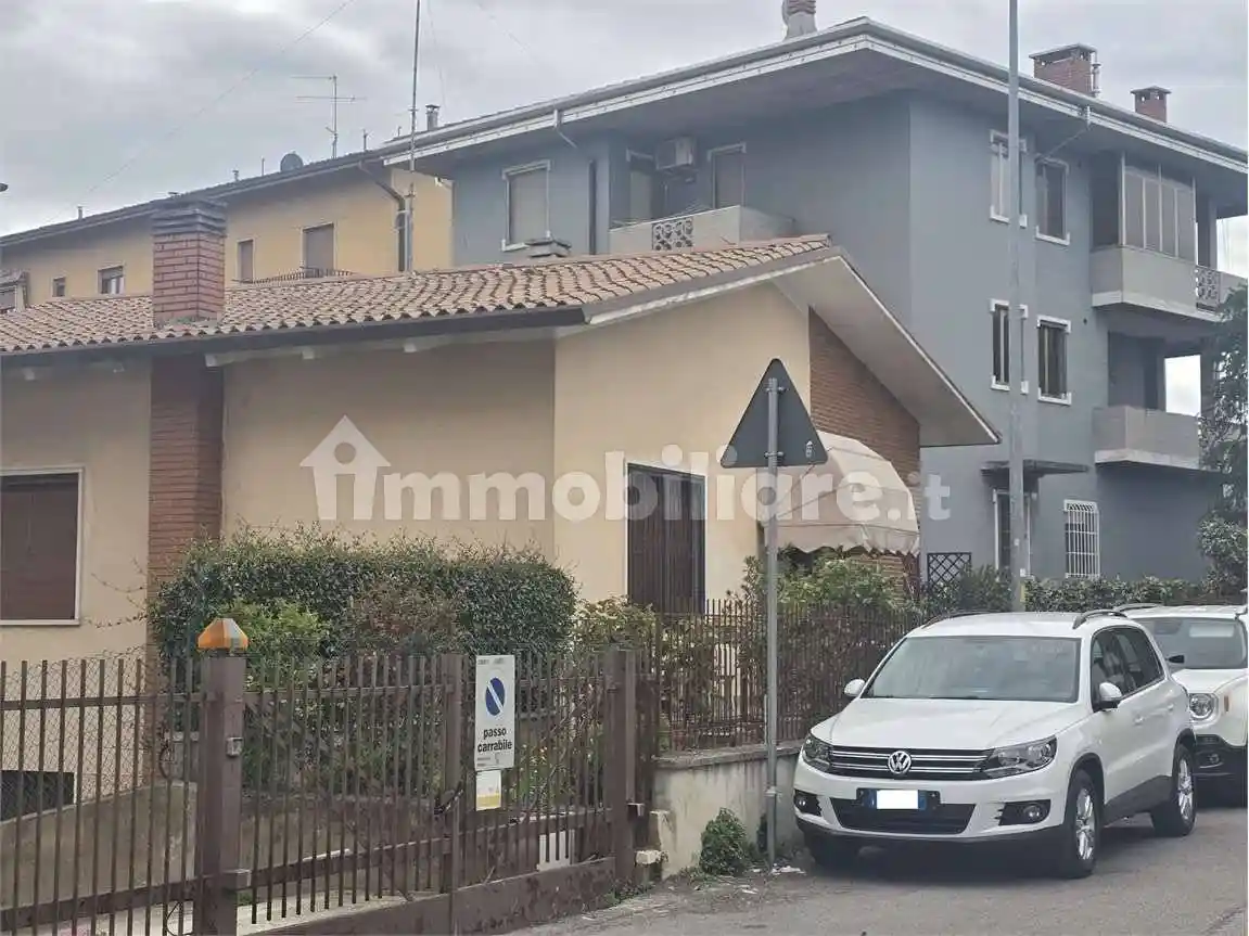 Villa in vendita a Verona