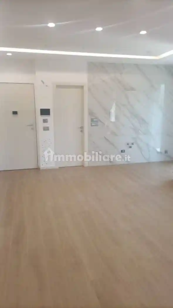 Appartamento in affitto a Napoli