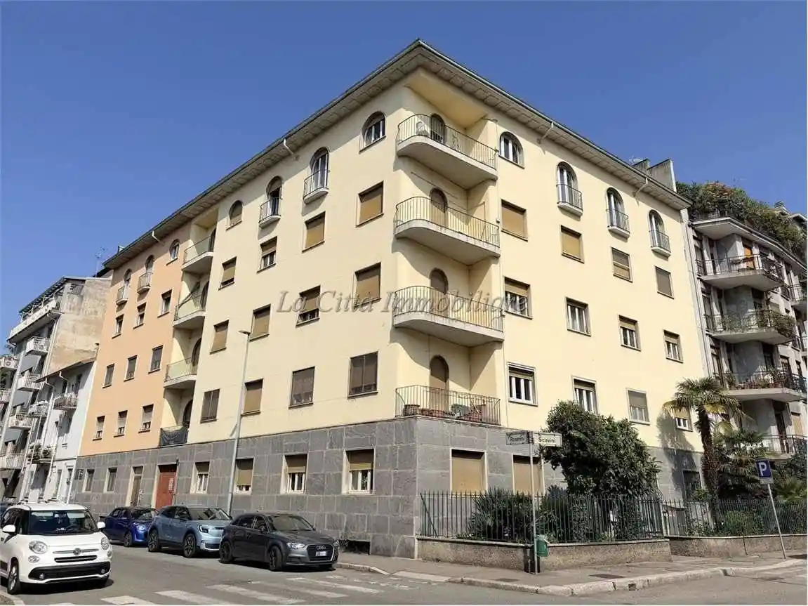 Appartamento in vendita a Novara