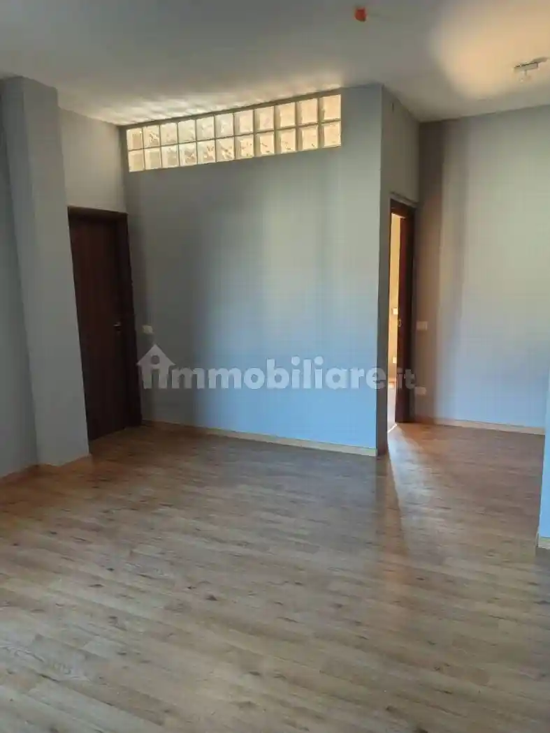 Appartamento in vendita a Villasanta