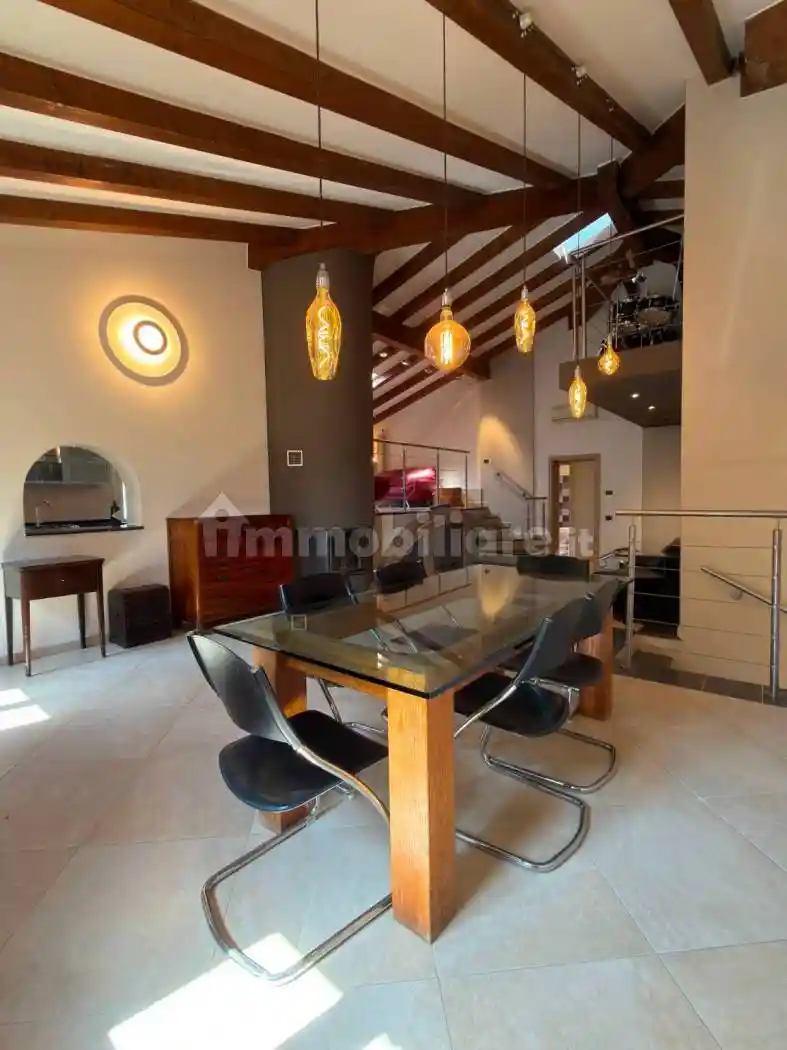 Appartamento in vendita a Modena