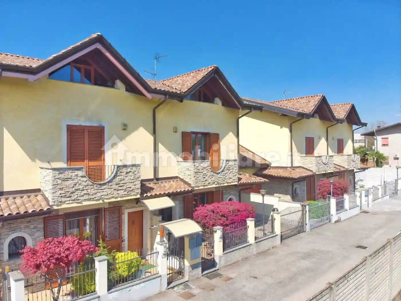 Villetta a schiera - foto 2