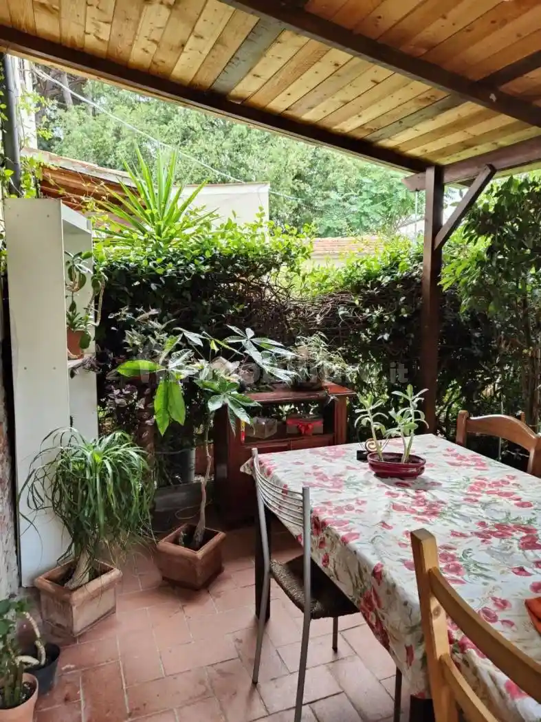 Casa indipendente in vendita a Cascina