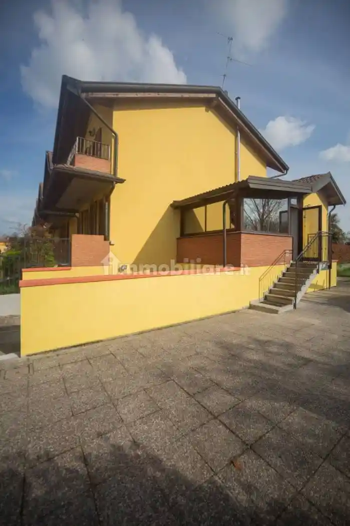 Villetta a schiera in vendita a Calvenzano