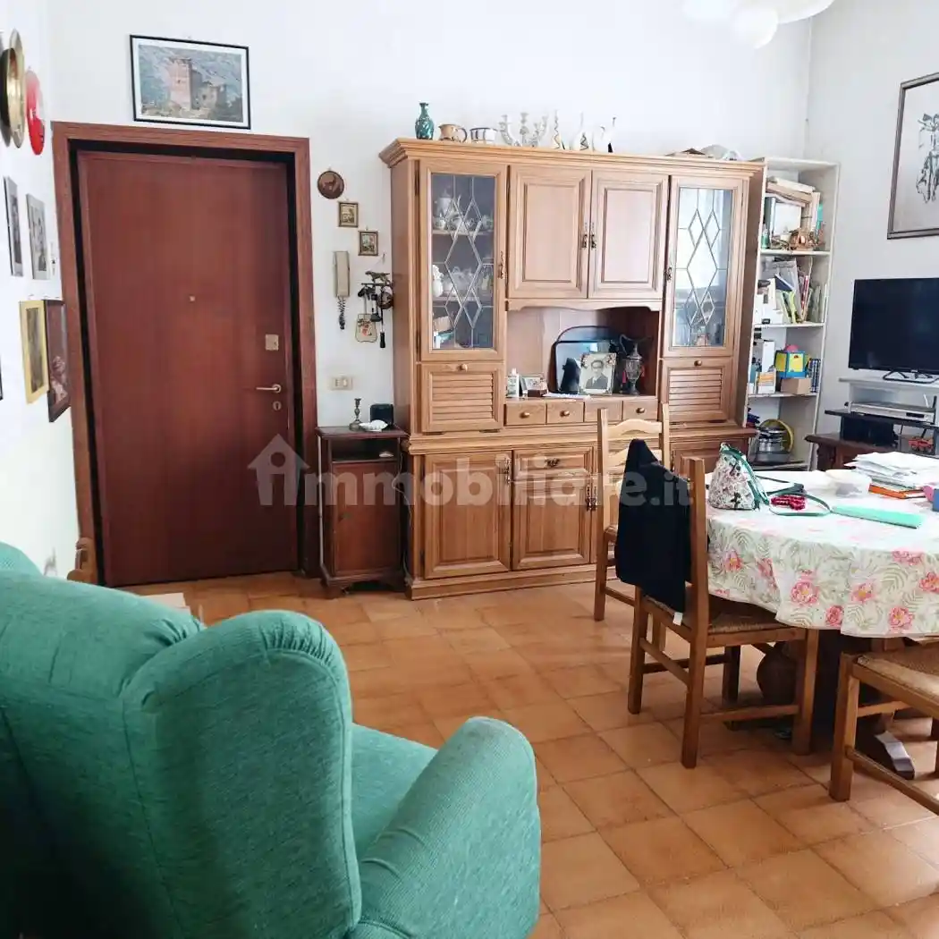 Appartamento in vendita a Piacenza