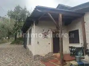 Villa in vendita a Serrone