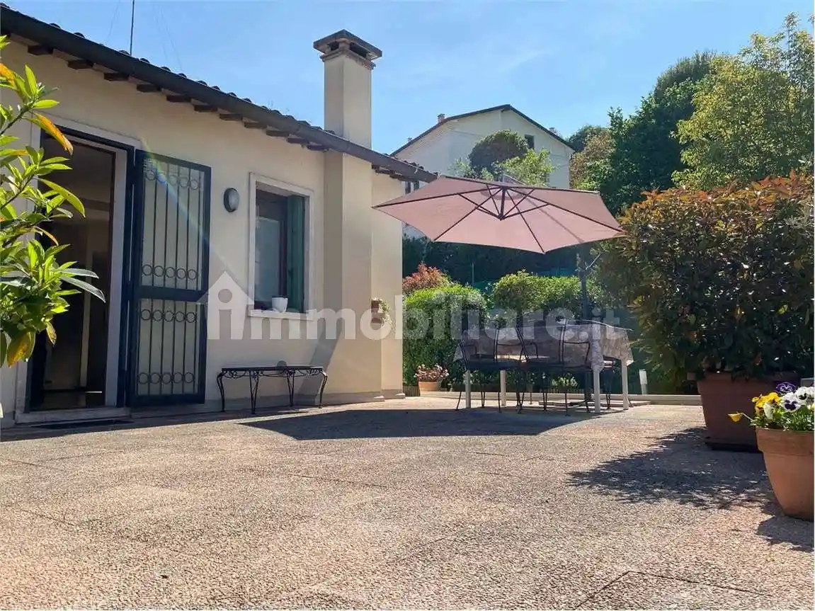 Casa indipendente in vendita a Vicenza