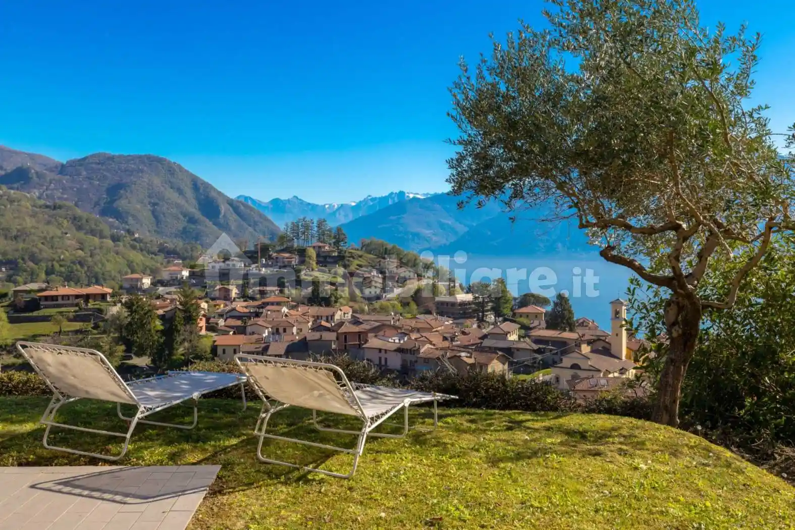 Casa indipendente in vendita a Menaggio