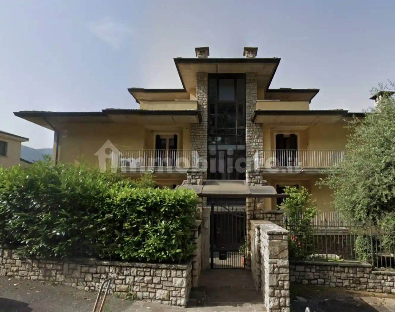 Palazzo - Stabile in vendita a Lumezzane