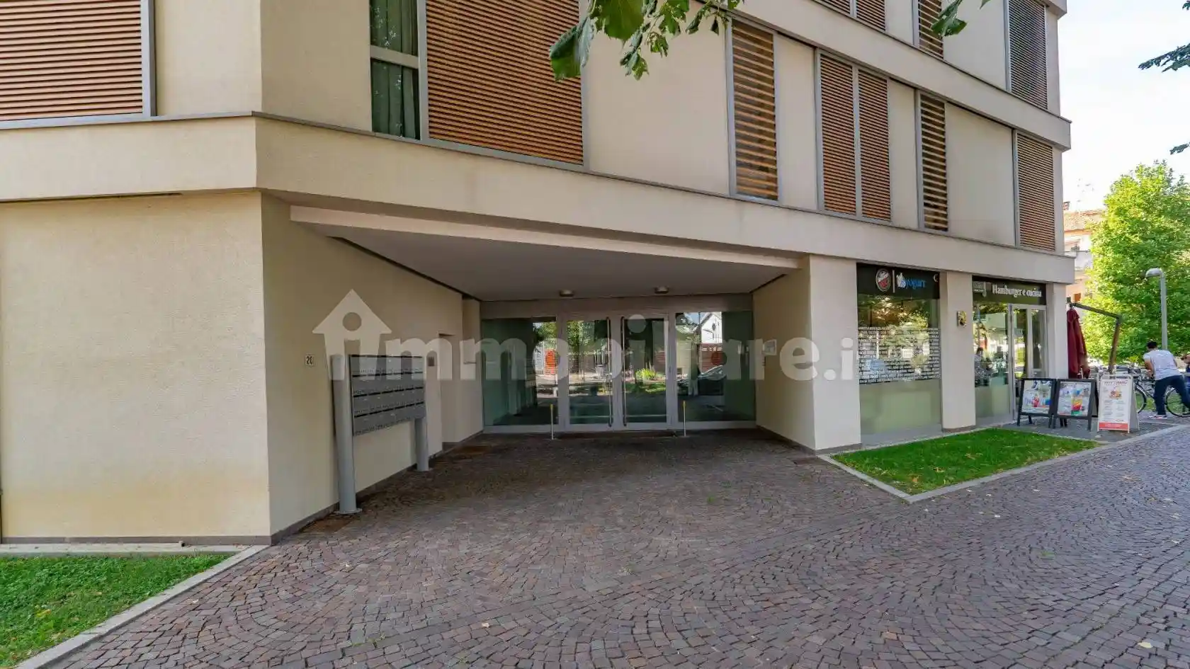 Appartamento in affitto a Arcore