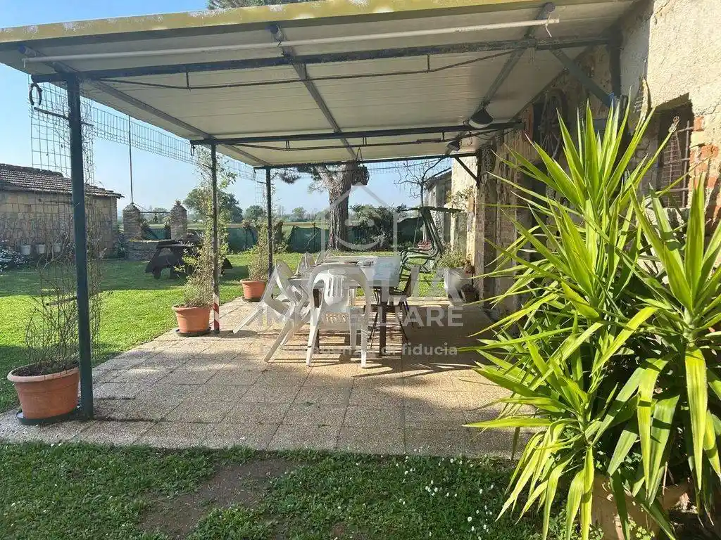 Rustico - Casale in vendita a Montemarciano