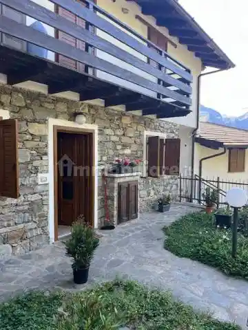 Appartamento in vendita a Ardenno