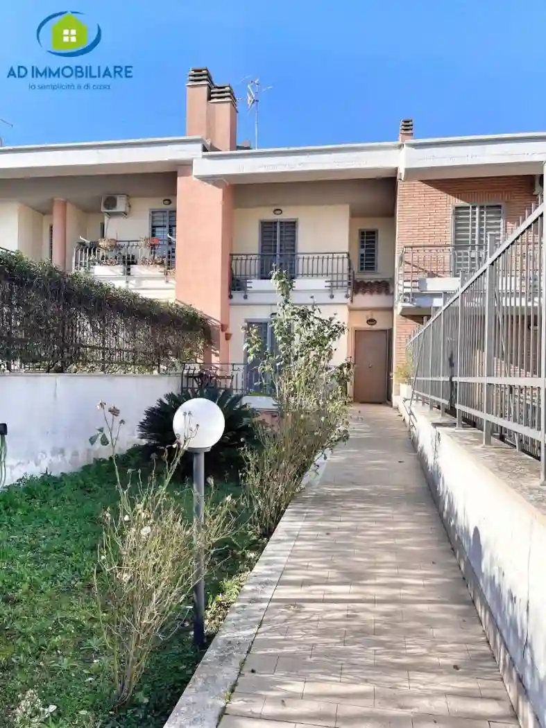 Villetta a schiera - foto 2