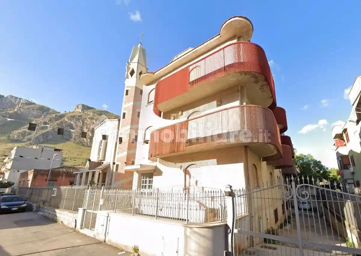 Appartamento in vendita a Palermo