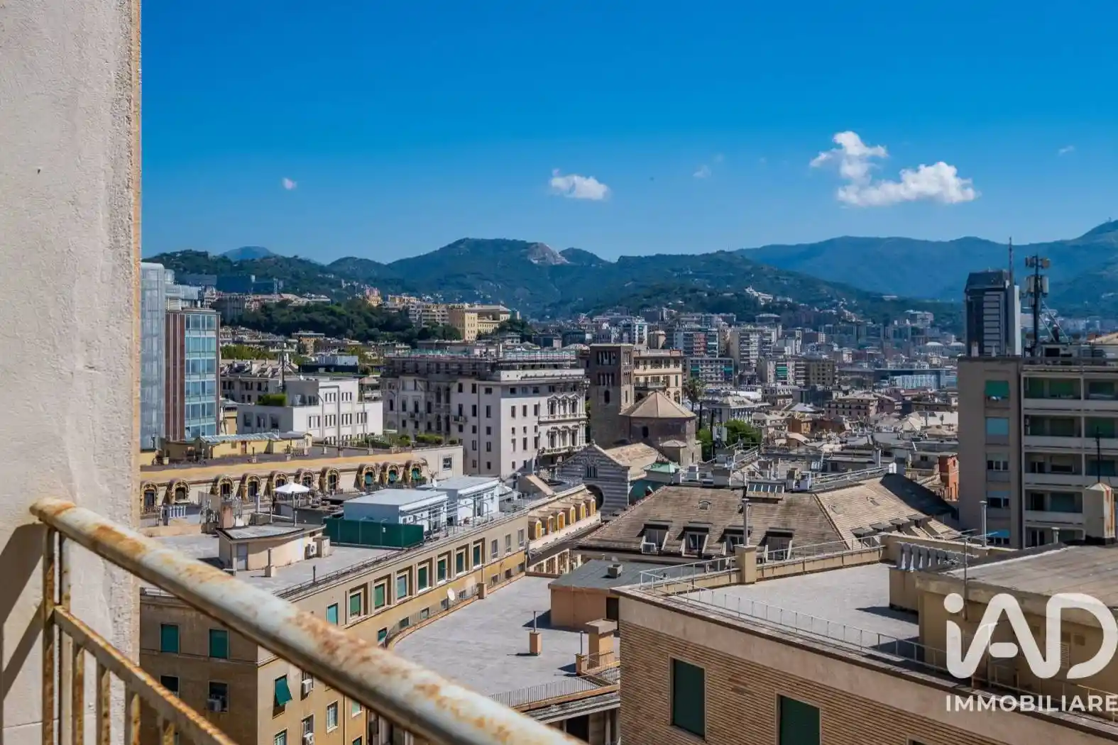 Appartamento in vendita a Genova