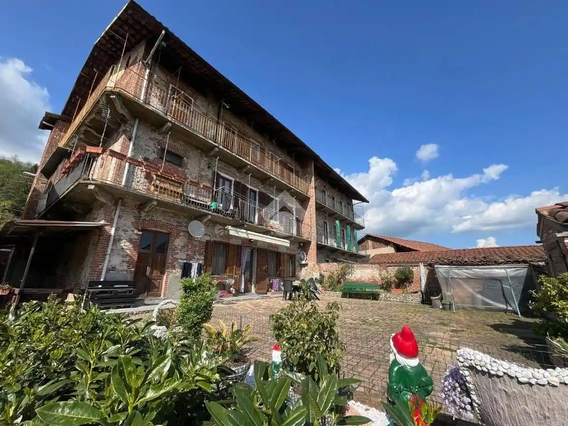 Appartamento in vendita a Castellamonte