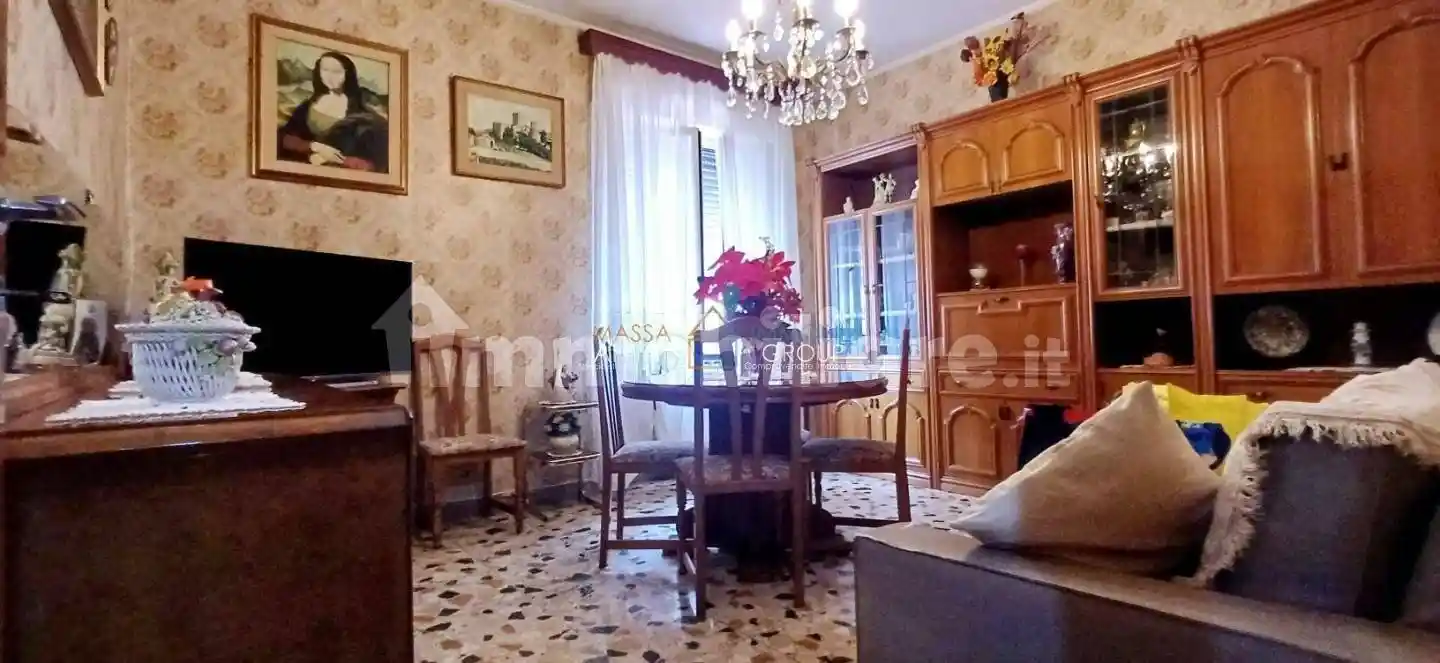 Appartamento in vendita a Massa