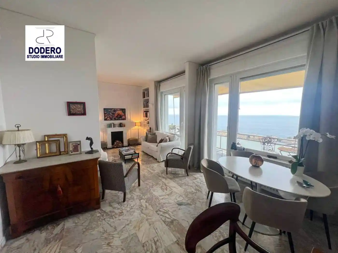 Appartamento in vendita a Genova