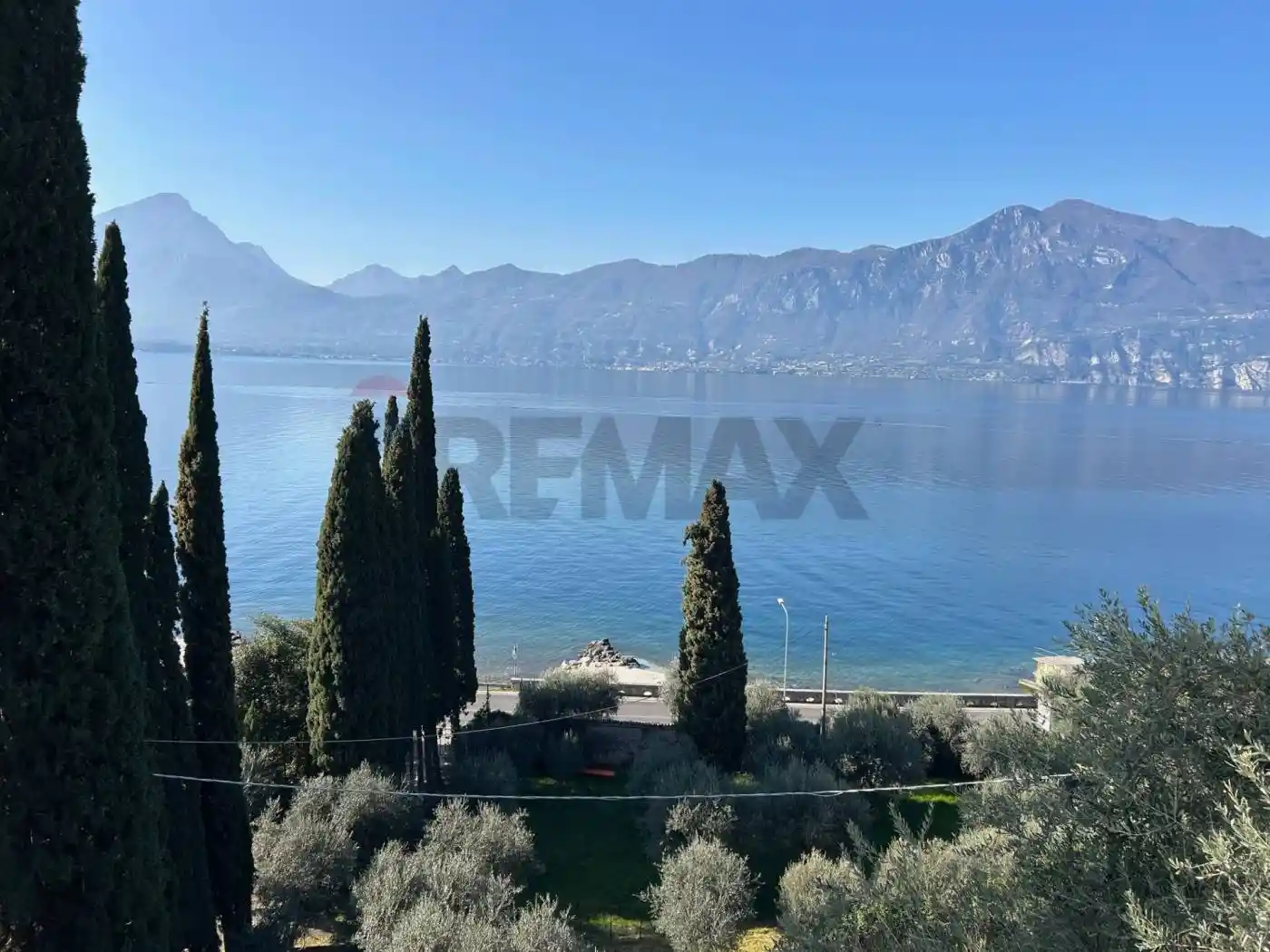 Appartamento in vendita a Torri del Benaco