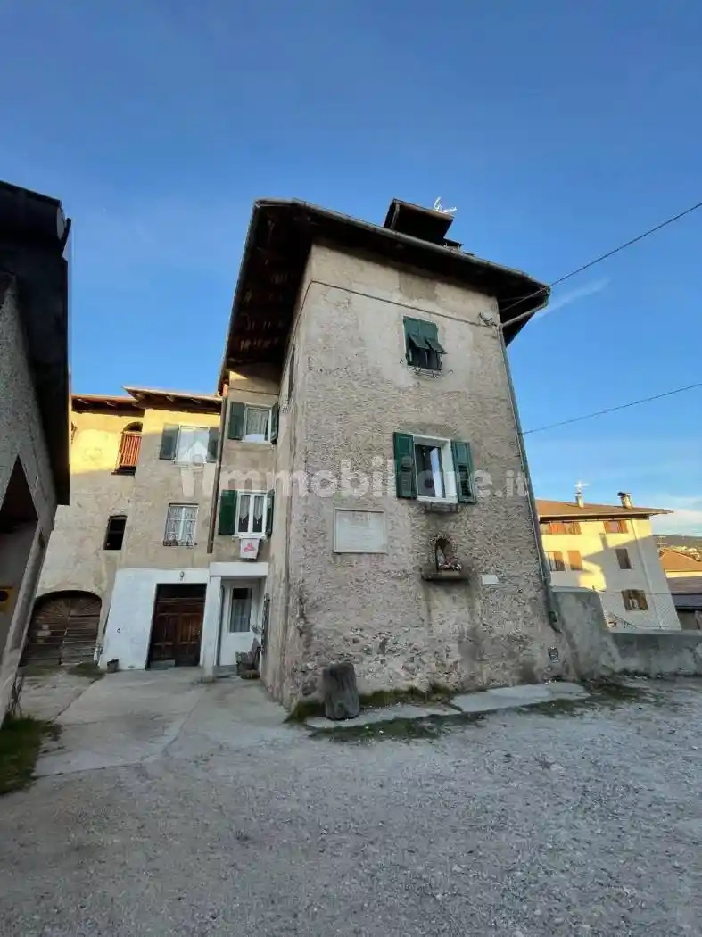Rustico - Casale in affitto a Borgo d'Anaunia