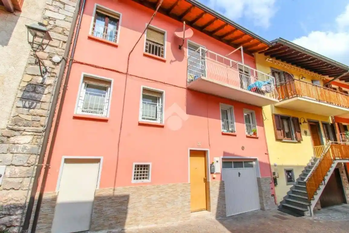 Casa indipendente in vendita a Vestone