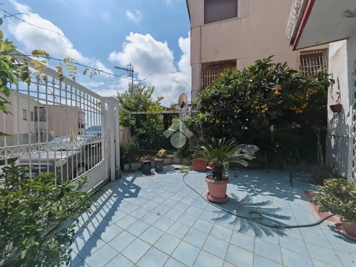 Appartamento in vendita a Pozzuoli