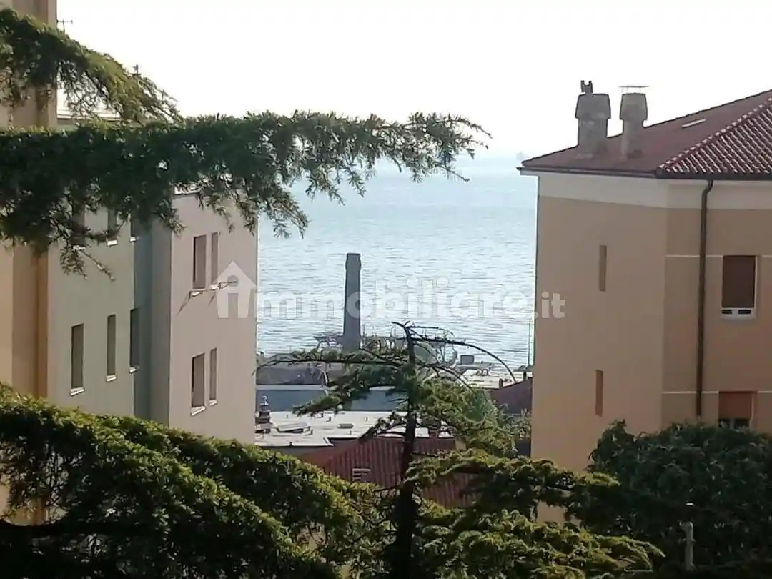 Appartamento in vendita a Trieste