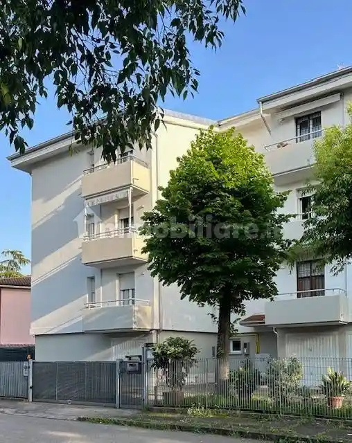 Appartamento in vendita a Modena