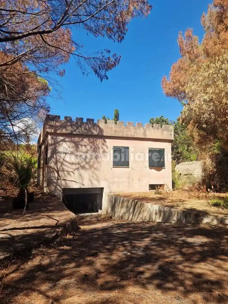 Villa in vendita a Brindisi
