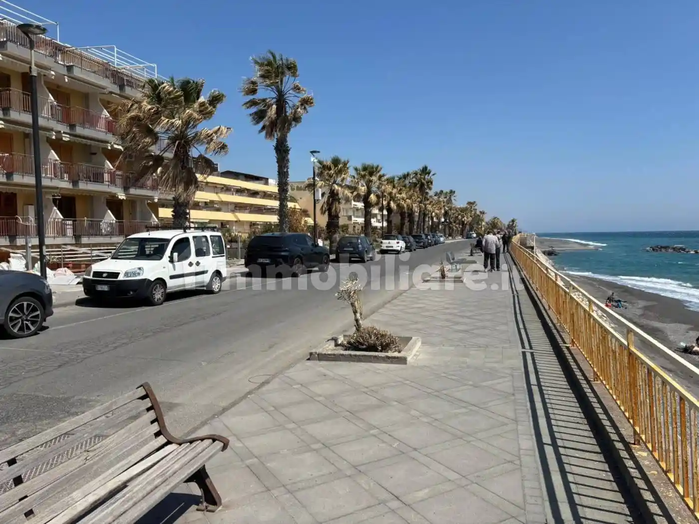 Appartamento in vendita a Sant'Alessio Siculo
