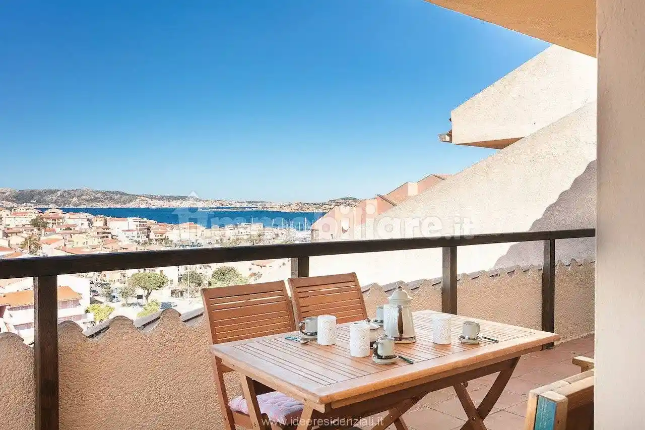 Appartamento in affitto a Palau