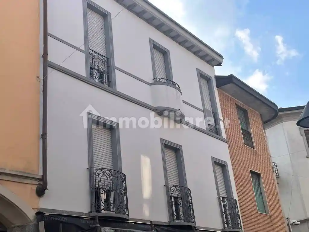 Appartamento in affitto a Seregno