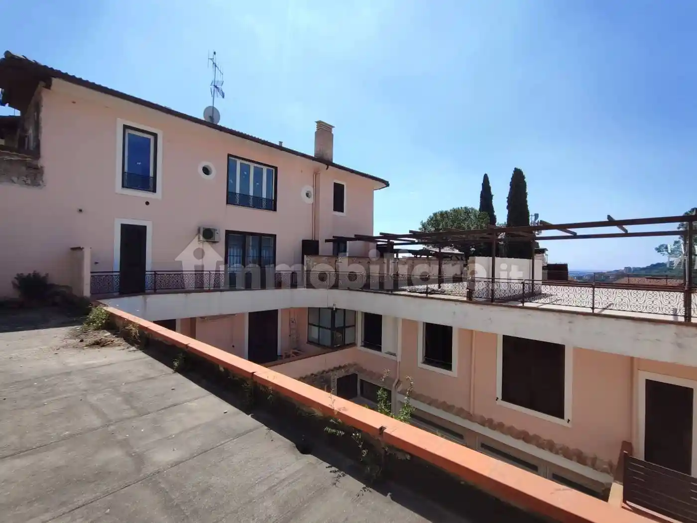 Appartamento in vendita a Salerno