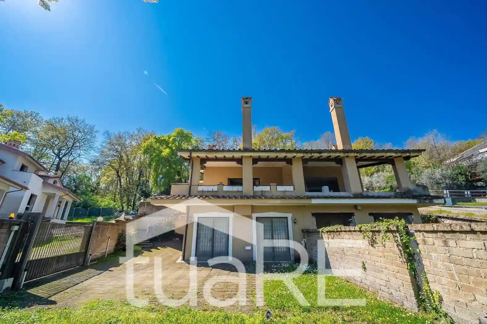 Villa - foto 2