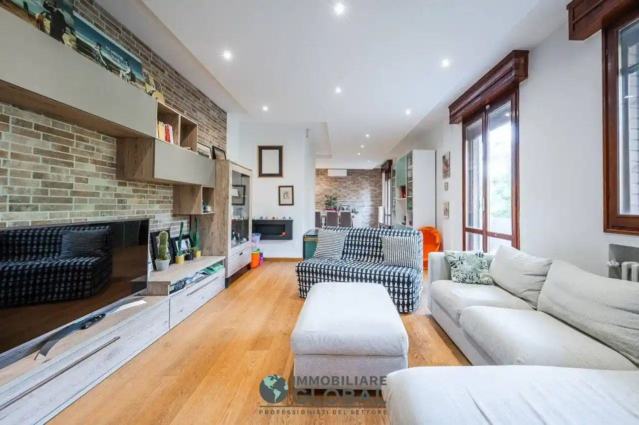 Appartamento in vendita a Modena