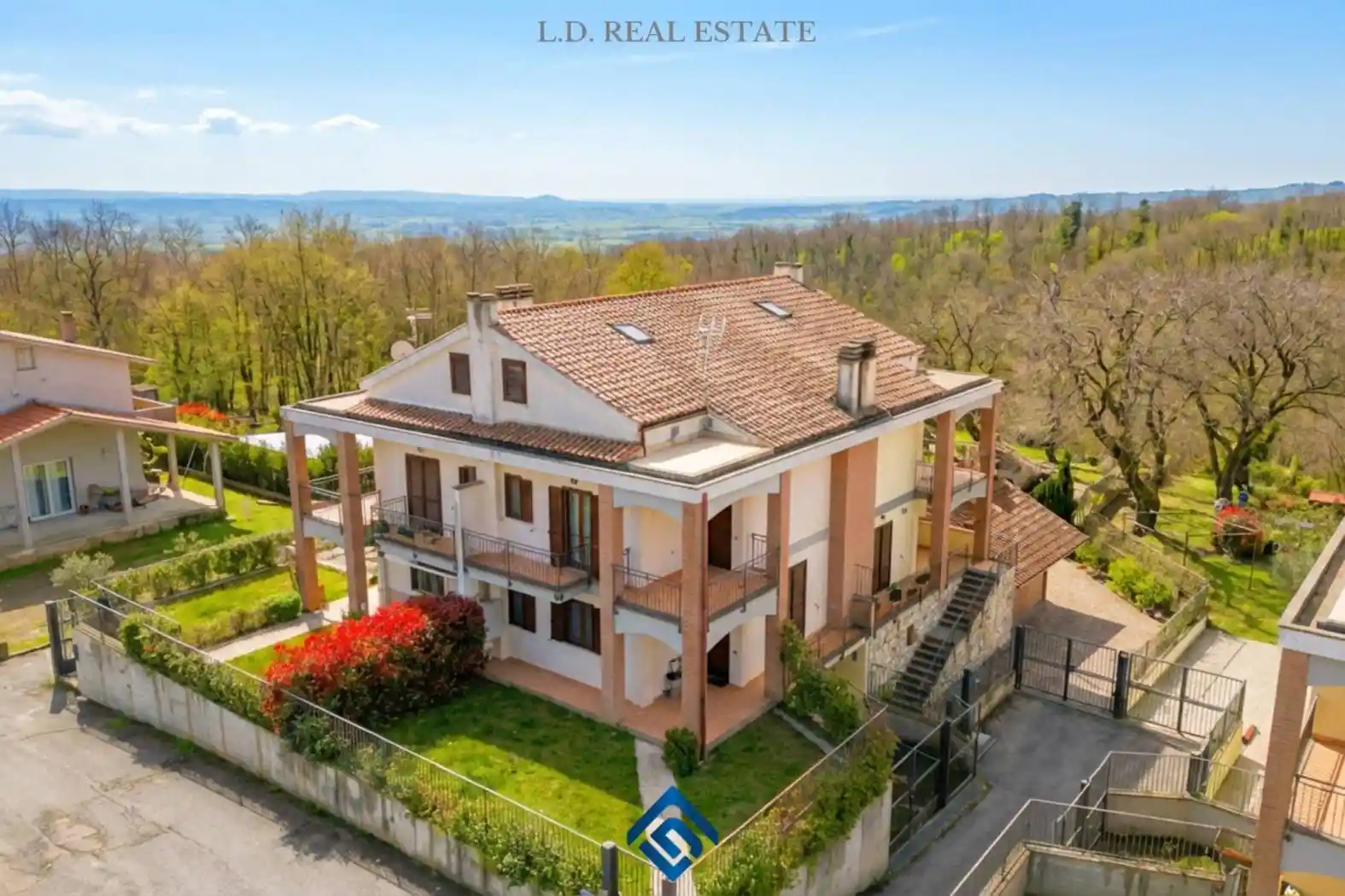 Villa in vendita a Caprarola