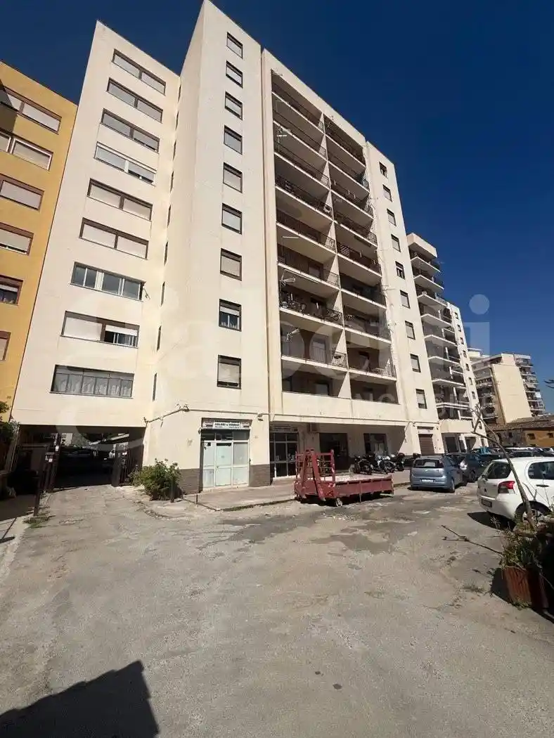 Appartamento in vendita a Palermo