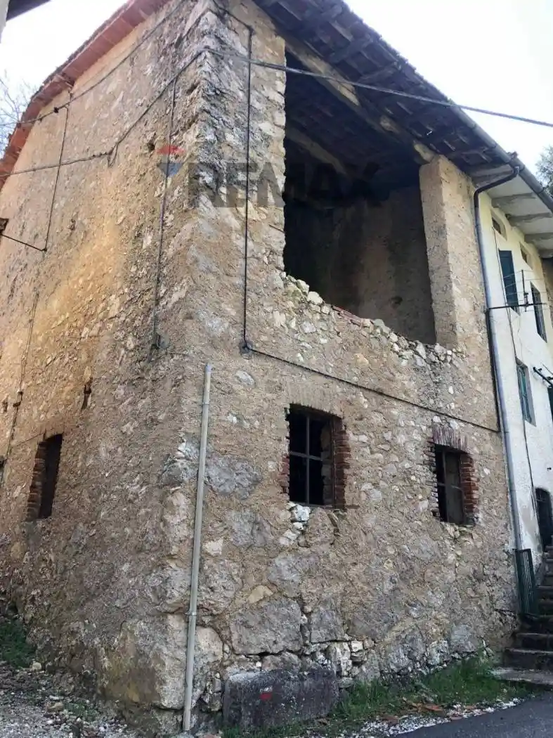 Rustico - Casale in vendita a Posina